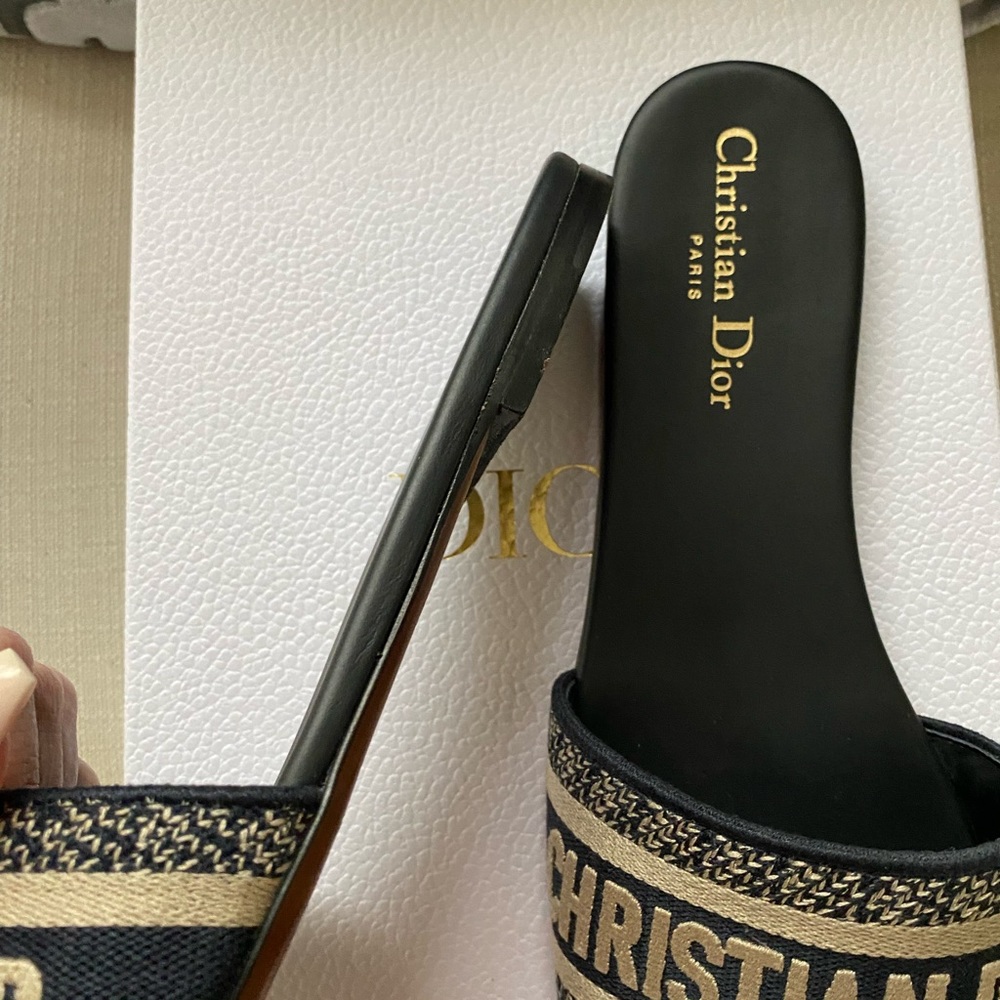 Dior Slides - Picture 4 of 10